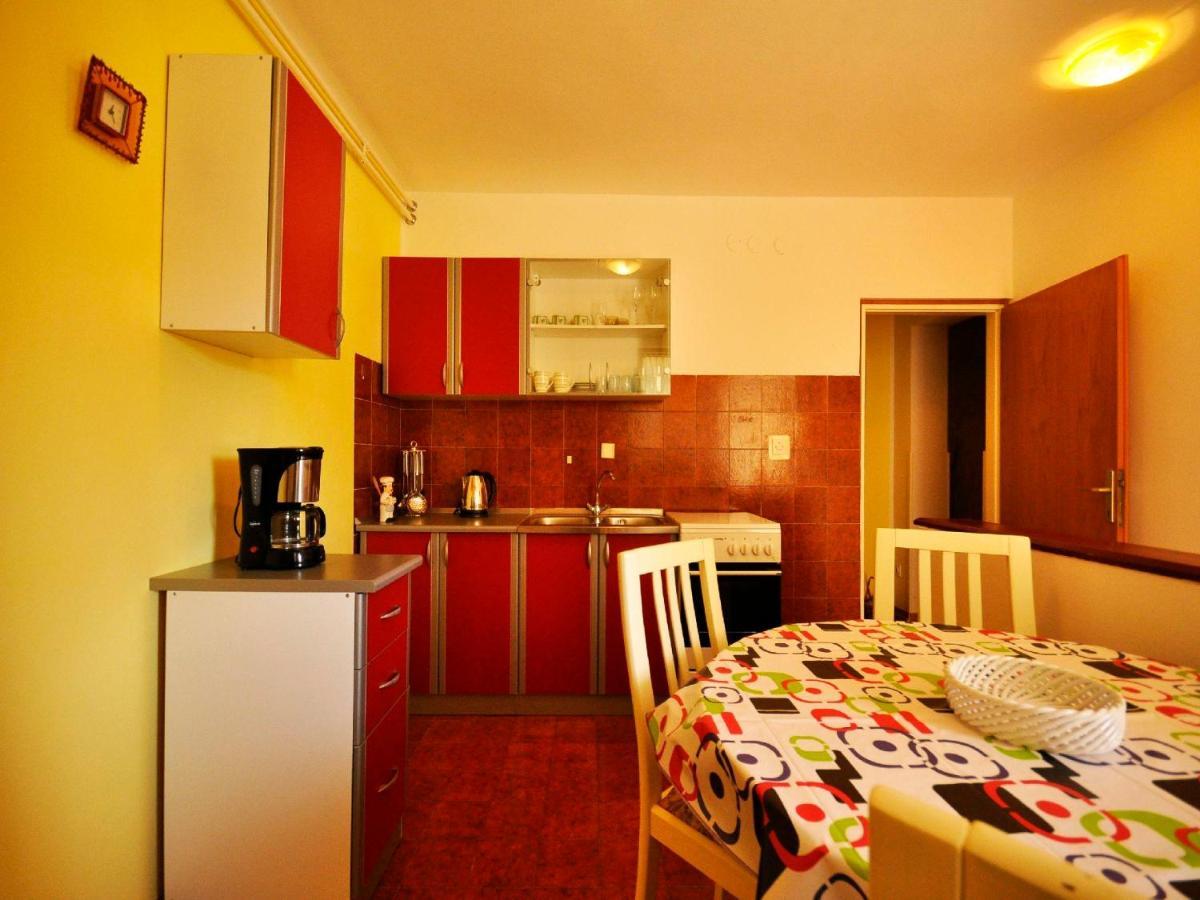 Apartments Paliska ราบัซ ภายนอก รูปภาพ